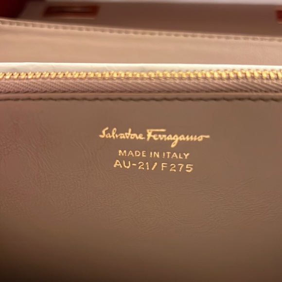Salvatore Ferragamo Grained Calfskin Mya Flip Lock Shoulder Bag - Picture 10 of 11